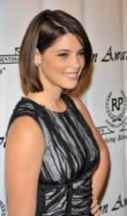 Ashley 2 - Ashley Greene la Annual Vision Awards