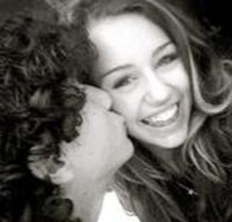 Niley (26)