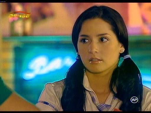 PTVDUJPLZVAUIORBXQG - Carmen Villalobos