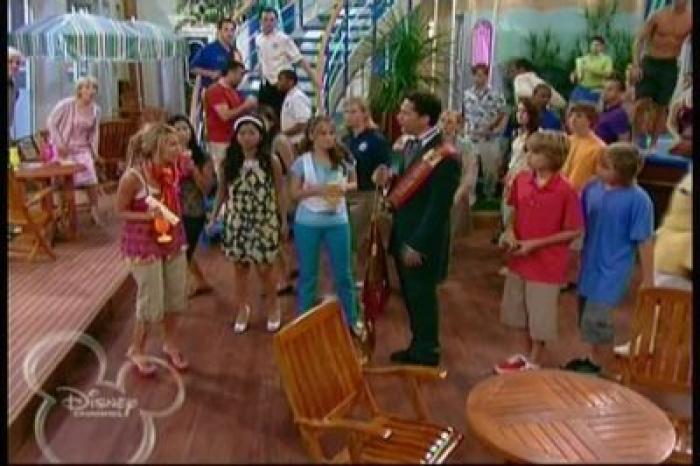 normal_210 - ashley tisdale