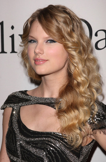 2009+GRAMMY+Salute+Industry+Icons+Arrivals+QETV5I6f92cl