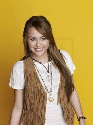 QIRQXFFNVRUMCMDKZIV - aici sunt doar poze cu miley cyrus-hannah montana