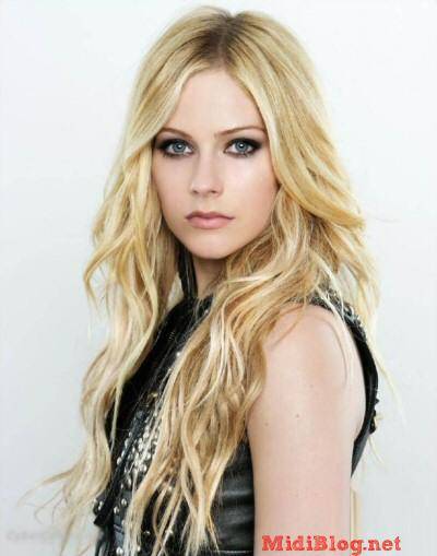 avril-lavigne-3-high