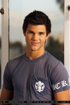 Taylor_Lautner_1241900443_0 - poze  twilight