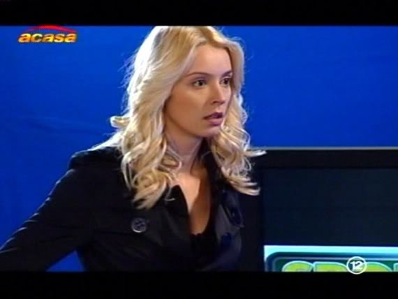 Image0515-2114Acasa - Poze Cu Printesa Reeva-Regina