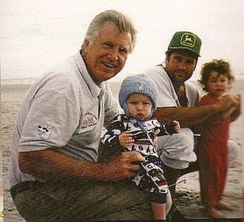 4707_1011696192811_ - Miley-Personal Picture