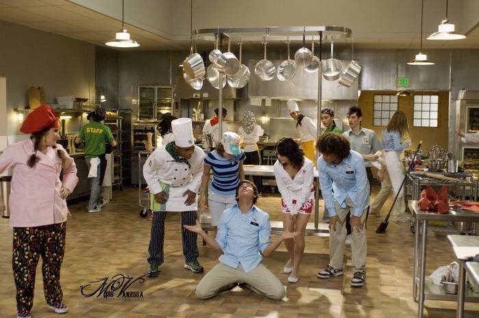 HIGHSCHOOLMUSICAL2_010 - Vedete Vavorite