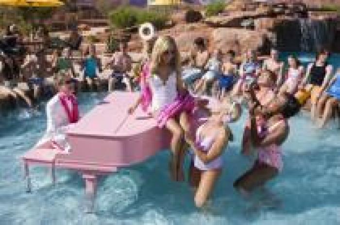 HSKPBSFSSINOQUSNYCN - High school musical