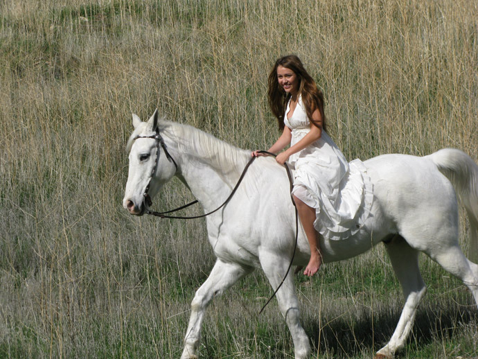 UUUITCLBJSVFLHBHJCC - tot felul de vedete