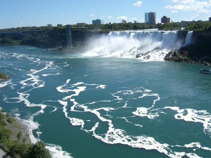 CIMG435 - Niagara_2006