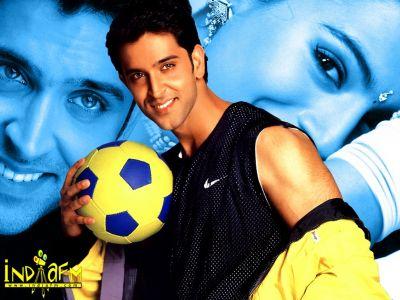 hrithik_roshan (146); Actor indian ce a devenit peste noapte un super star, din cauza filmului de succes "Kaho Naa... Pyaa
