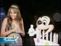 wdedwe - Miley Cyrus Celebrates Sweet 16 at Disneyland