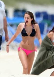 daaaaaa - miley cyrus in bahamas