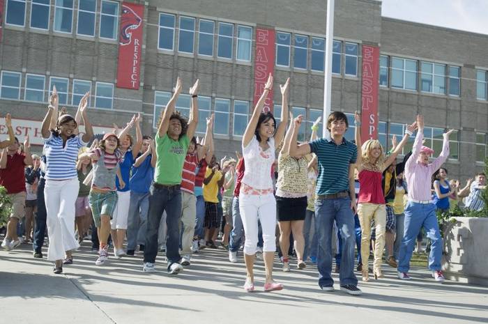 HIGHSCHOOLMUSICAL2_144 - Vedete Vavorite