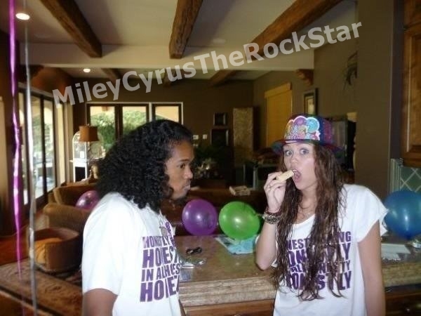 MileyCyrusTheRockStar23