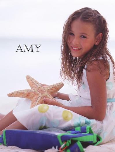 Amy_la_ni_a_de_la_mochila_azul_1233598844_1_2004 - Amy fetita cu ghiozdanul