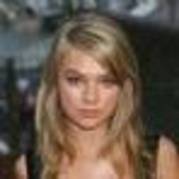 bella 16 - Indiana Evans-Bella Din H2o