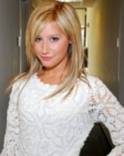 2 - poze ashley tisdale