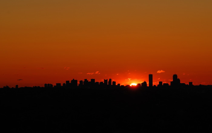 1026_bostonsunrise_1440x900