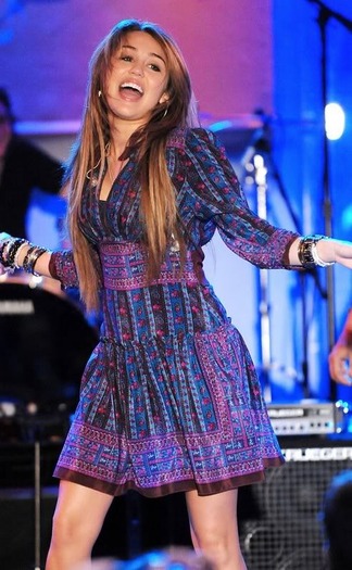 0 (359) - 00toate pozele mel cu miley cyrus00