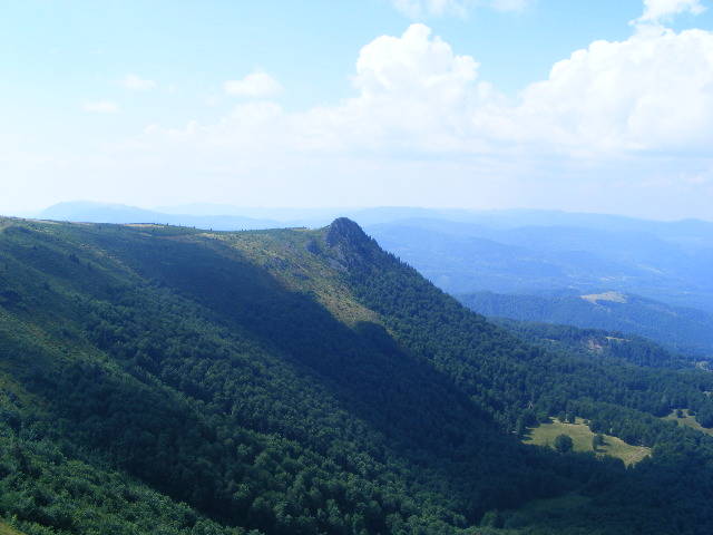 DSCF4378 - 2 august 2009 Traseu Suior Secatura Creasta Cocosului Gutaiul Doamnei  Vf Gutai