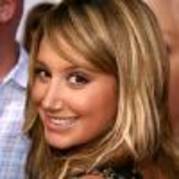 9z4ROu263838-01 - idul lui ashley tisdale