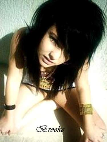 771055_3087465650 - Brokelle Bones Yes