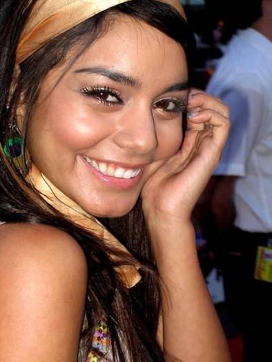 tn2_vanessa_anne_hudgens_3[1] - vanessa anne hudgens