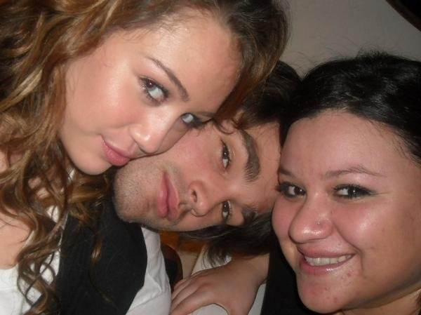 mi12 - Miley Cyrus personal photos