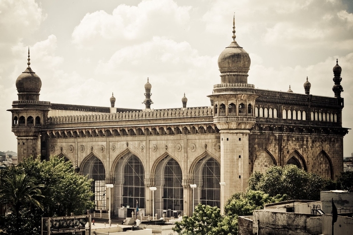 Mecca Mosque in Hyderabad - India - Islamic Architecture Around the World