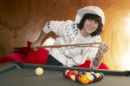 Mitchel-Musso-mitchel-musso-8254670-399-266