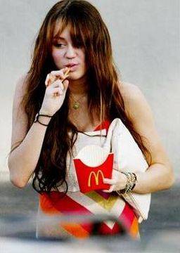 mileycyrusmcdonalds-440x360