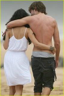 zac-efron-vanessa-hudgens-hawaii-wedding-03 - hsm1 2 3