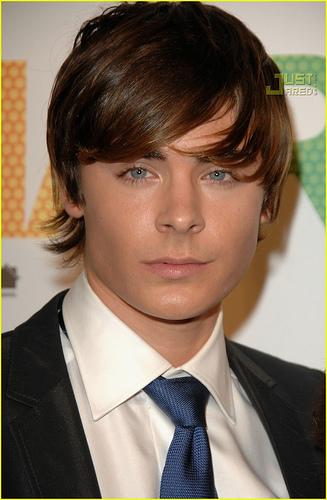 1806438465_0980da317c - fan club zac efron