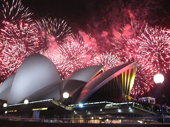 1478949-3-sydney-opera-house-up-in-lights - Sydney