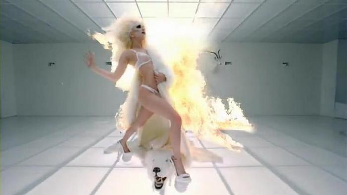  - Lady Gaga-Bad Romance