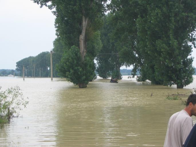 inundatii (69) - inundatii 2005 Galati