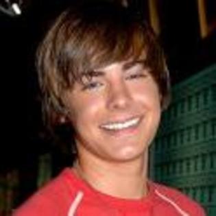 6 - Zack Efron