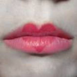 aqt424 - Lips
