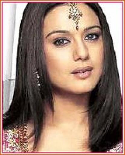 preity-zinta565-medium - poze cu indieni