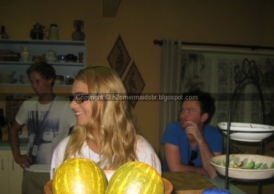 H2O-season-filming-and-partys-h2o-just-add-water-6762754-549-388