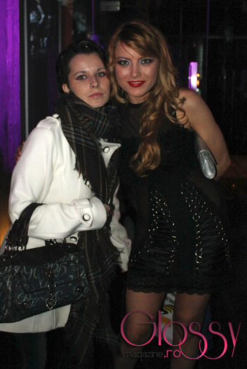 Elena-Gheorghe-Adina-Scurtu-@-Story-Party-21_10_09-01