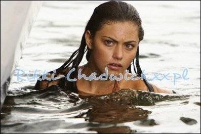 TMGAEFAONOGLWUMJEJL - phoebe tonkin