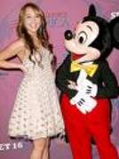 sadasdw23r34t - Miley Cyrus Celebrates Sweet 16 at Disneyland