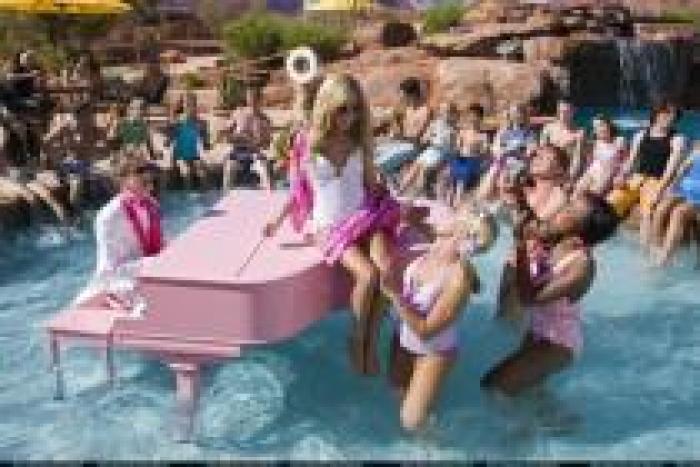 IROMPZZAYAJHEUDUERE - ashley tisdale