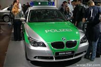 iaa_2003_bmw_5er_polizei-b