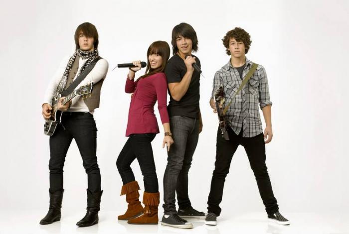 demilovato_net-promos-camprock-0002 - Camp Rock