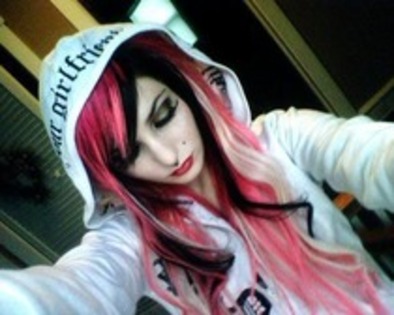 TITWIVUMMBODVQDHCKT - audrey kitching