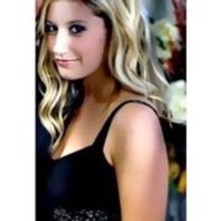 LIFXAALBASABCUWHFGQ - ASHLEY TISDALE POZE RARE