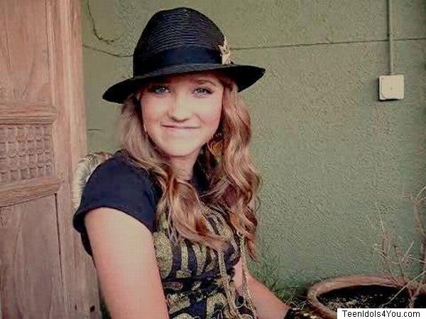 emily_osment_1190582766